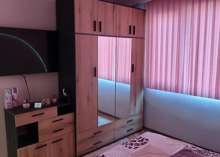 Dellux - Petra アパート